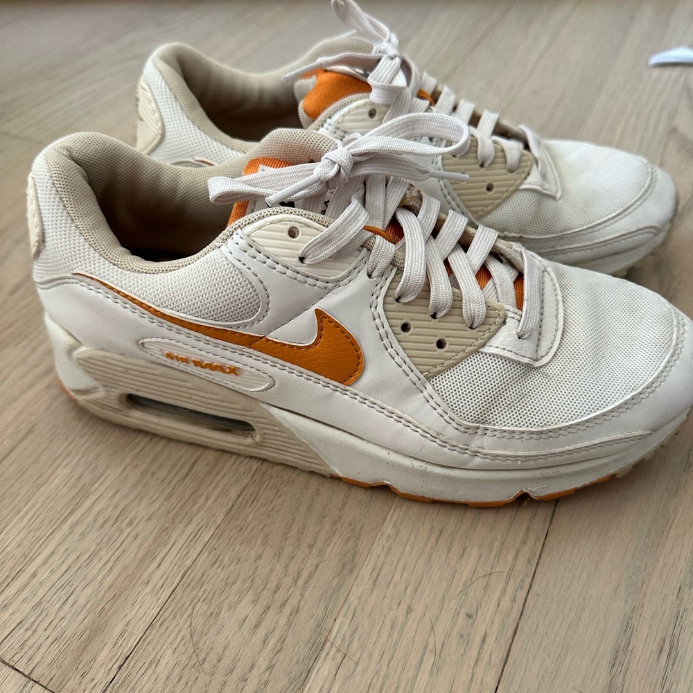 Nike womens air max 90 Sneakers - White and Orange